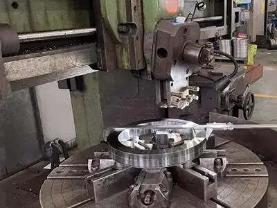 Crossed-roller-bearing-manufacturer-5 Fabricante de rodamientos de rodillos cruzados-5